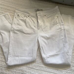Vineyard Vines High Rise Straight Cropped White Denim